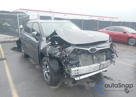 2023 Toyota Highlander Xle из США, поврежденный, VIN 5TDKDRAH7PS028519